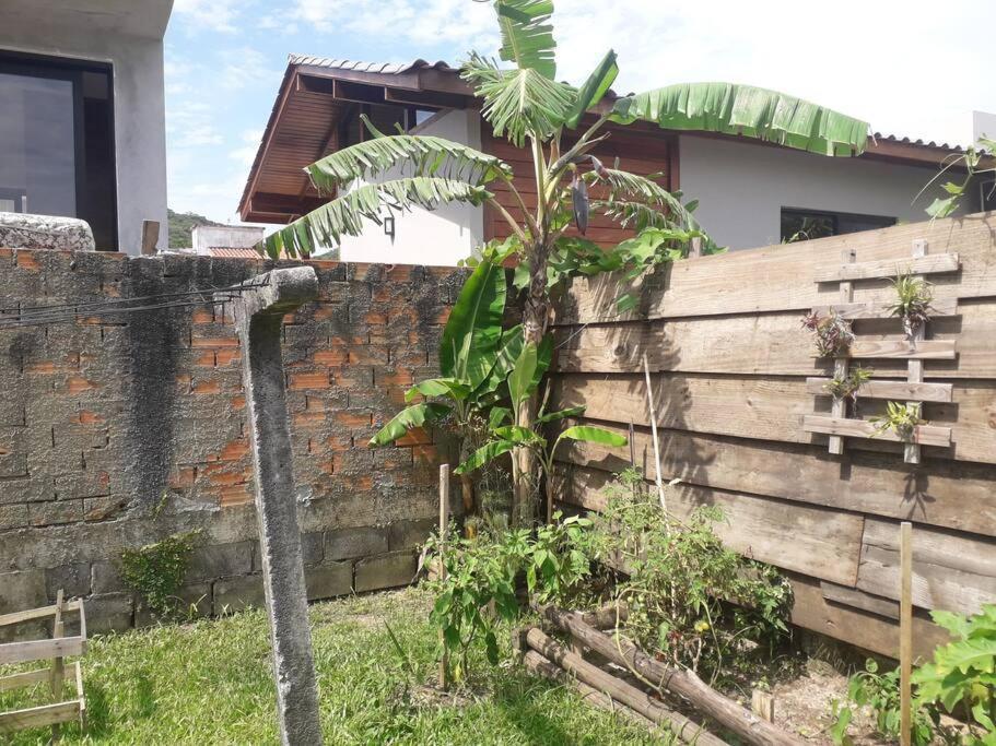 Casa Proximo A Praias, Trilhas E Cachoeiras. Гаропаба Екстериор снимка