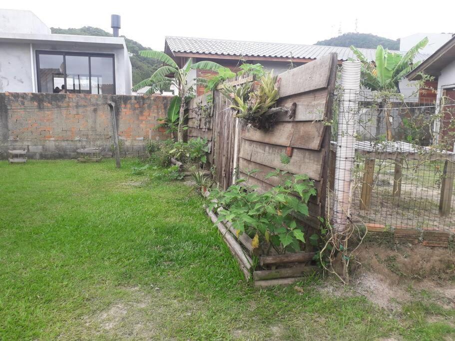 Casa Proximo A Praias, Trilhas E Cachoeiras. Гаропаба Екстериор снимка