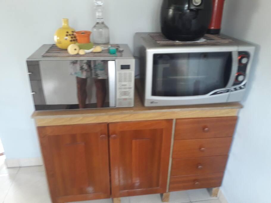 Casa Proximo A Praias, Trilhas E Cachoeiras. Гаропаба Екстериор снимка